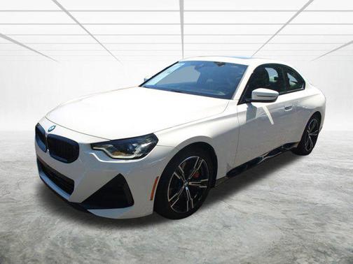 2023 BMW 230 i xDrive