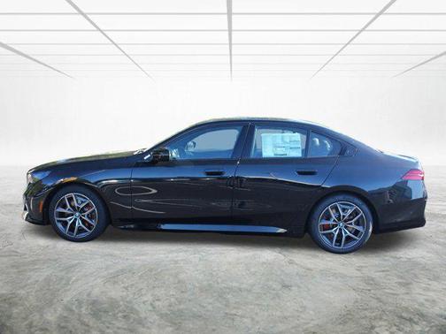 2025 BMW i5 M60