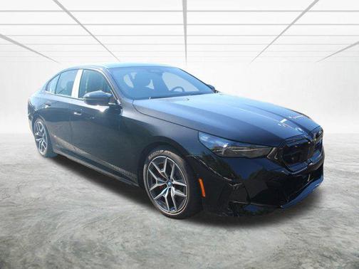 2025 BMW i5 M60