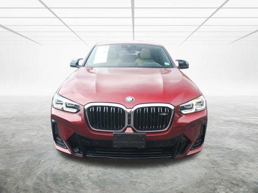 2025 BMW X4 M40i