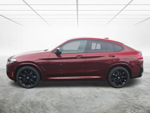 2025 BMW X4 M40i