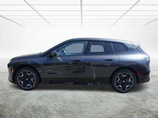 2025 BMW iX xDrive50