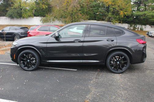 2023 BMW X4 xDrive30i