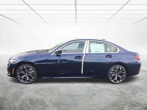 2025 BMW 330 i xDrive