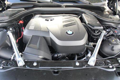 2024 BMW 530 i xDrive