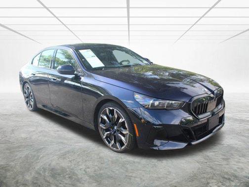 2024 BMW 530 i xDrive