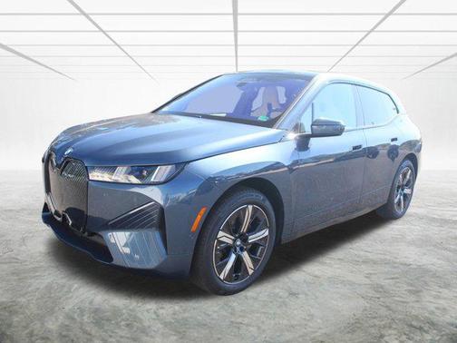 2026 BMW iX xDrive60
