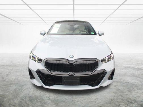 2024 BMW 530 i xDrive