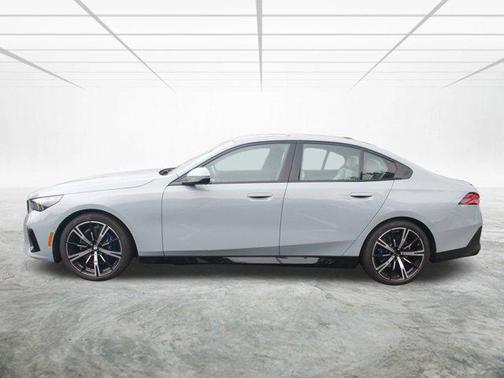2024 BMW 530 i xDrive