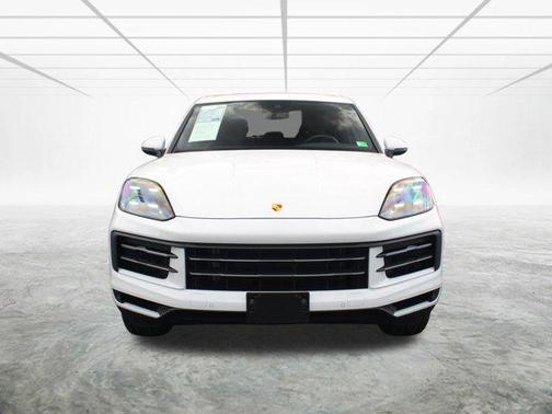 2024 Porsche Cayenne AWD