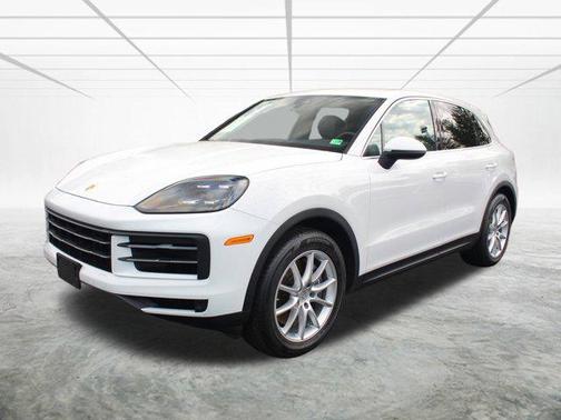 2024 Porsche Cayenne AWD
