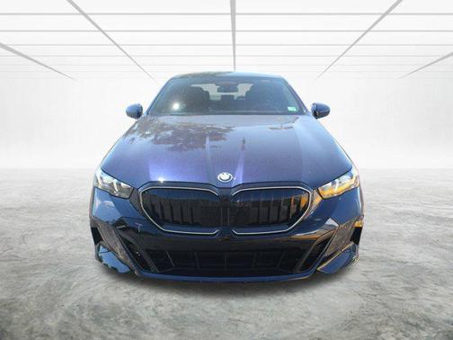 2026 BMW 550e 550e xDrive