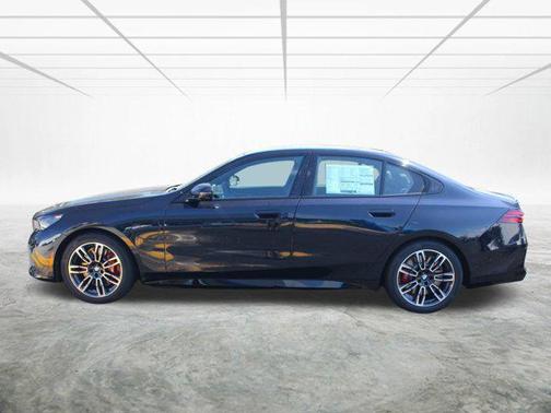 2026 BMW 550e 550e xDrive