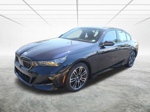 2026 BMW 550e 550e xDrive