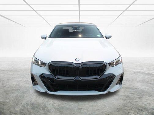2026 BMW 530 i xDrive