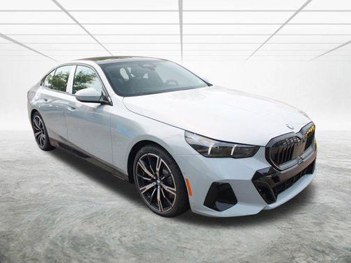 2026 BMW 530 i xDrive