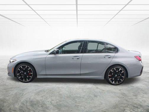2025 BMW 330 i xDrive