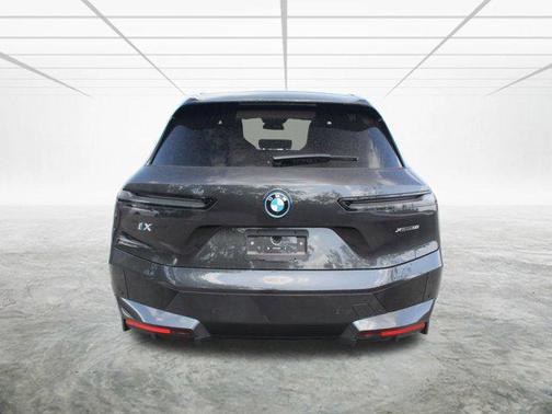 2025 BMW iX xDrive50