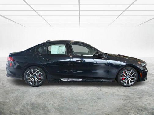 2024 BMW i5 M60