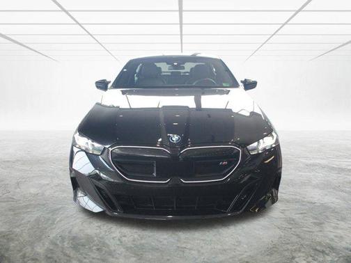 2024 BMW i5 M60