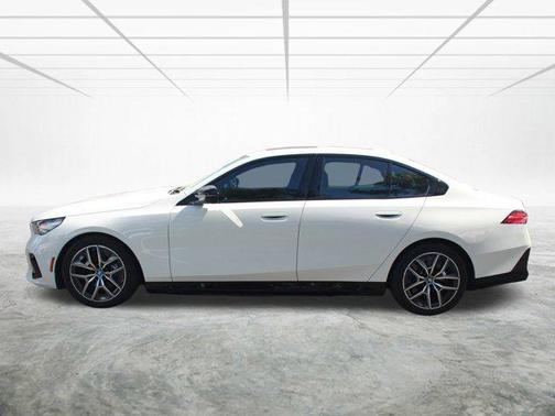 2024 BMW i5 M60