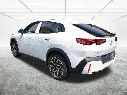 2025 BMW X2 xDrive28i