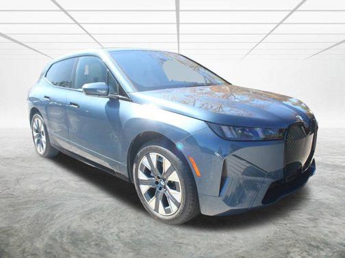 2026 BMW iX xDrive45