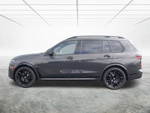 2026 BMW X7 M60i