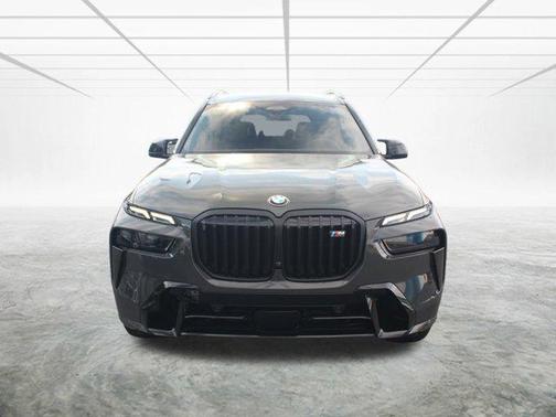 2026 BMW X7 M60i