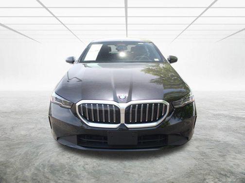 2024 BMW 530 i xDrive