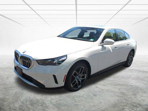2025 BMW i5 xDrive40
