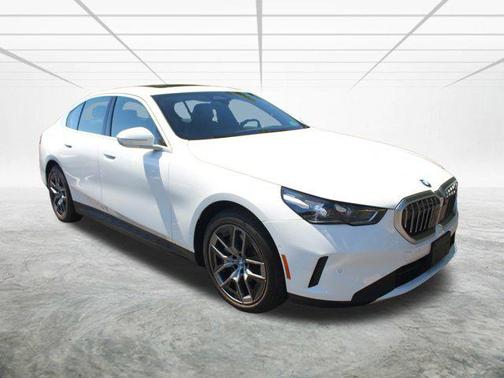 2025 BMW i5 xDrive40