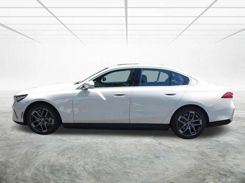 2025 BMW i5 xDrive40