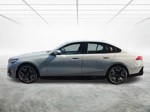 2025 BMW i5 xDrive40