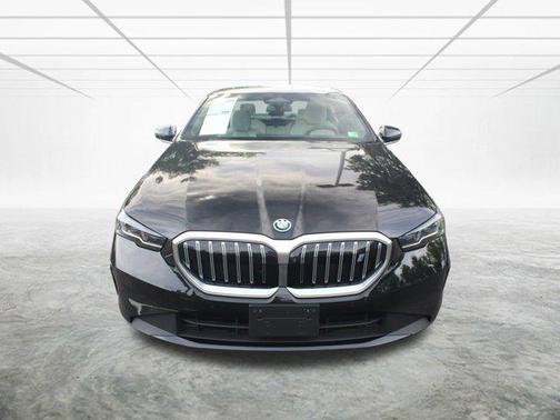 2025 BMW i5 xDrive40
