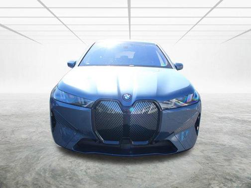 2026 BMW iX xDrive45
