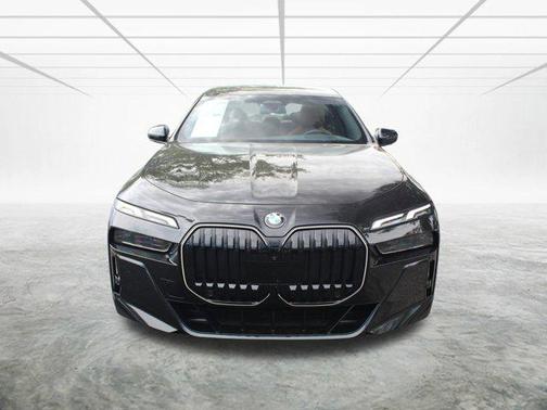 2024 BMW 740 i xDrive