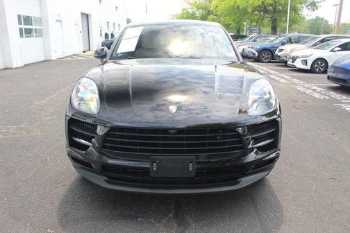 2021 Porsche Macan Base
