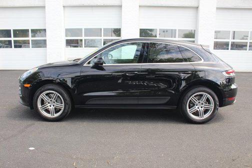 2021 Porsche Macan Base