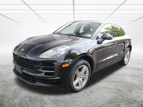 2021 Porsche Macan Base