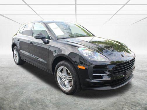 2021 Porsche Macan Base