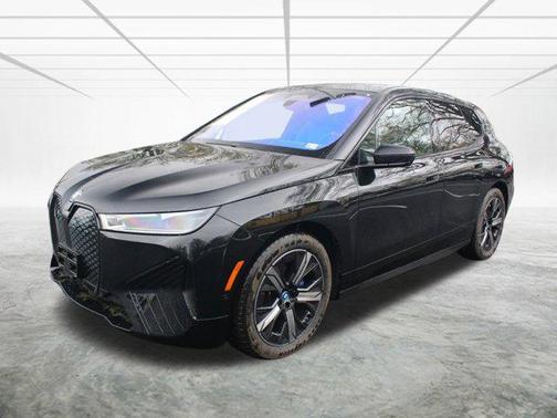 2025 BMW iX M60