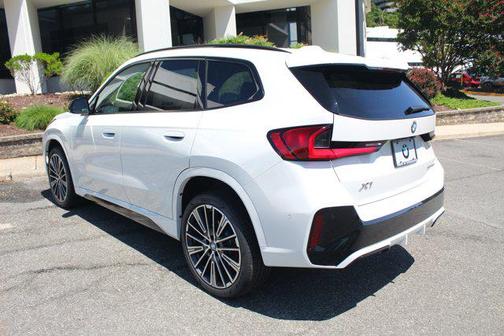 2025 BMW X1 xDrive28i