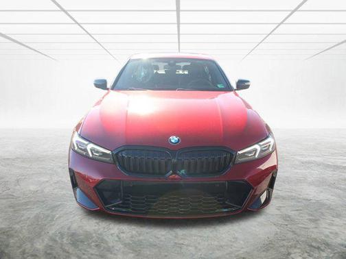 2025 BMW 330 i xDrive