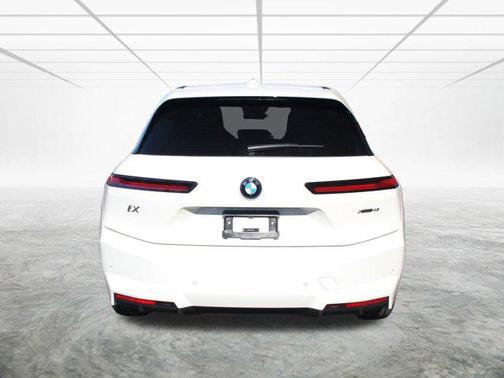 2026 BMW iX xDrive45