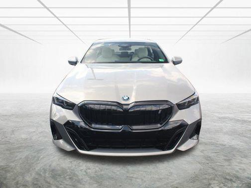 2026 BMW i5 xDrive40