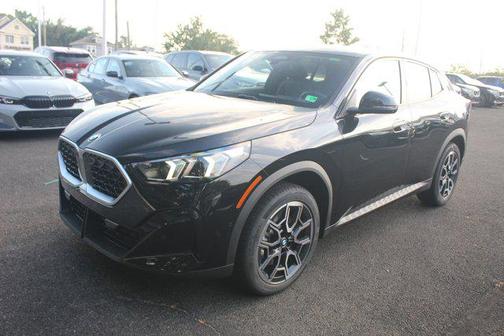 2025 BMW X2 xDrive28i