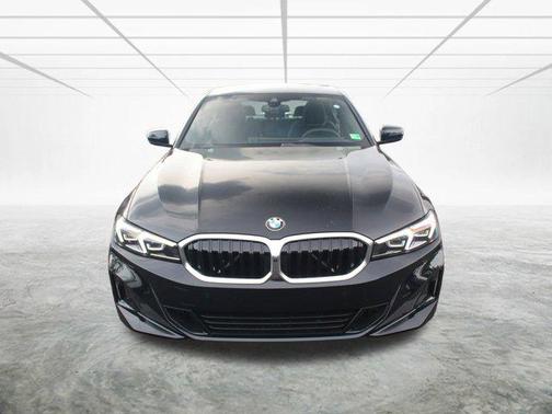 2025 BMW 330 i xDrive