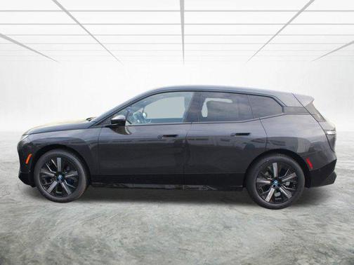 2025 BMW iX xDrive50
