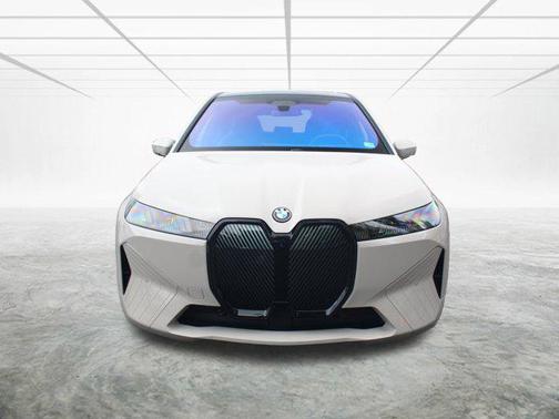 2026 BMW iX xDrive60